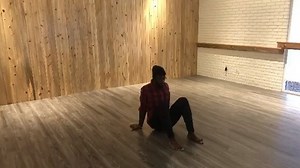 #Repost @optimal_movementstudio ・・・ Check out this awesome flow from one of our Animal Flow instructors, Lee Phoenix! 🔻 Animal flow is a great way to build mobility, strength and useful tool to help develop motor control (something many traditional strength training programs and missing) 🔻 Curious about Animal Flow? Come try a class for free! . . . . #Animalflow #Kinstretch #Functionalrangeconditioning #Functionalrangesystems #Bouldercolorado #Colorado #Jointhealth #Performance #Cycling #Runni