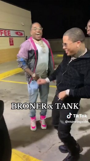 Gervonta Davis Dancing with Adrien Broner - Boxing Highlights