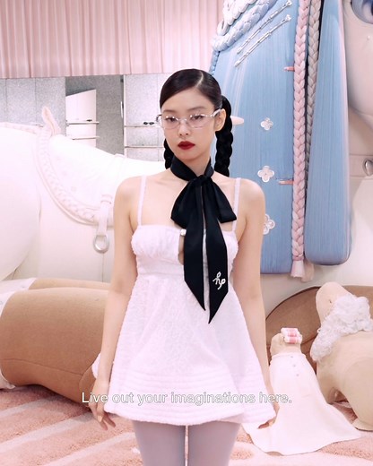 เจนนี่ BLACKPINK มาสร้างสรรค์ความฝันใน Jentle Salon ใหม่จาก Gentle Monster