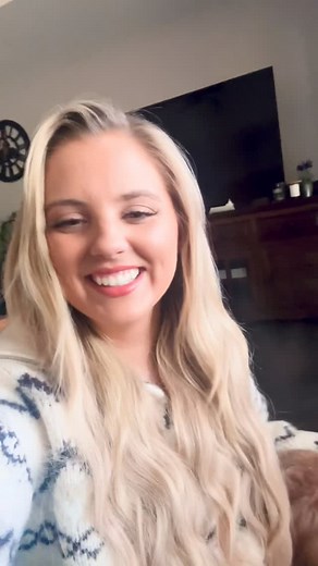 Singing for my fav Golden Pt2💛 | Kate Watson