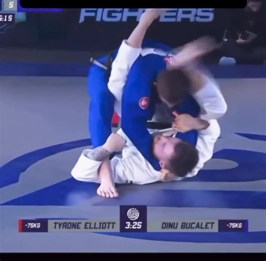 3.1M views · 17K reactions | Don't sleep on the Ezekiel choke from closed guard. | MMA Leech | Facebook