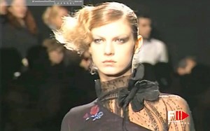 ALESSANDRO DELL' ACQUA Fall 2000-2001 Milan - Fashion Channel_HIGH