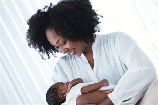 Breastfeeding is beneficial for both Mom and baby! Learn more from Sentara Lactation Consultant Donna Rolle in this week's #HealthBites. Donna talks about immediate health benefits but also future health benefits you might not be aware of. | Sentara Northern Virginia Medical Center