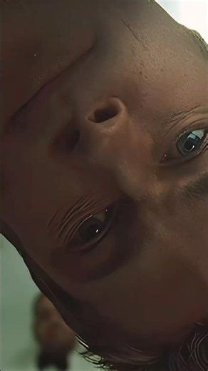 Please tell me you're seeing this too?...