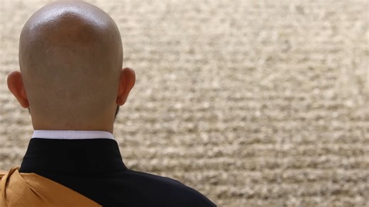 What makes Zen different from other Buddhist traditions