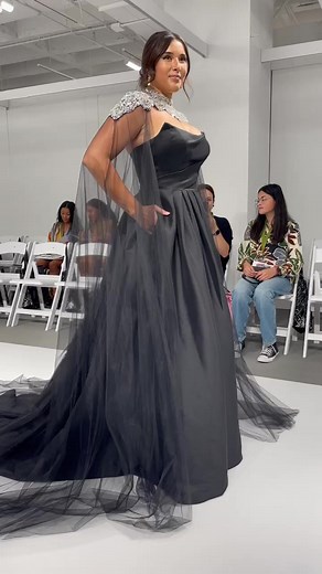 Bridal trends for 2023: capes, black gowns, satin, and more…😍 Stay tuned for more from 2022 Chicago Bridal Market! Shoutout to @Maggie Sottero for the stunning show! #fyp #fypシ #chicago #chicagobridal #chicagobridalmarket #maggiesottero #maggiesotterodesigns #maggiesotteroweddingdress