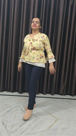 सबसे आसान और वायरल फुटवर्क स्टेप्स #trending #dance #shortvideos #dancesteps #easydance