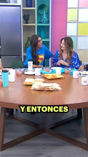Did #GalileaMontijo miss #AndreaLegarreta while on vacation? 🥰 #GalAndy