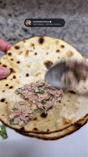 Lanche rápido com atum