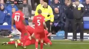 91K views · 2.2K reactions | Luis Suarez's cheeky dive celebration in front of David Moyes Tag a Mate | Chelsea FC Latest News | Facebook