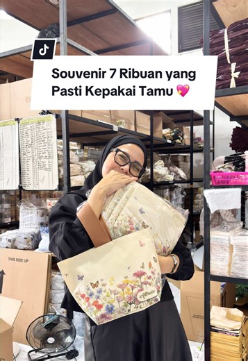 Souvenir Cantik Sakura Bag Print Tali Tengah Hanya 7 Ribuan