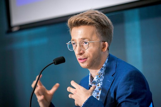 Jérémy Gabriel poursuit Mike Ward au civil