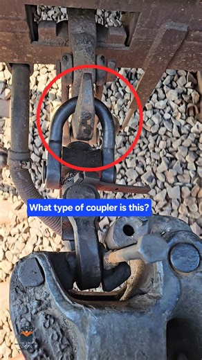 What type of coupler is this? #Coupler #TrainCoupler #RailwayCoupler #rollingstock | Train_Lover