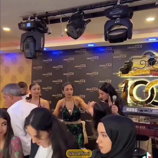 dilana kurdi🕺💃 @kurd.filmi #kurdfilm #kurd.filmi #kurd_filmi #kurdish #hewler #dengbej #müzikevrenseldir #amed #kurd #kurdistan #kurdish #kurdstyle #kurdmusic #kurdestan #kurdm #kurdi #kurdstan #kurdishmusic #kurdistan🇹🇯 #kurdimuzik #supportkurdistan #kurdishgirl #kurdo #kurdishboy #kurdî #kurdsat #kord