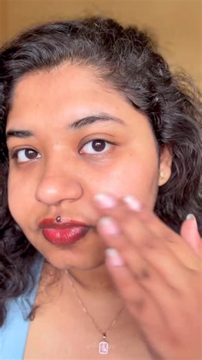 Vibha Rao 🧿 on Instagram: "Hydration in a tube💧✨👇 Dot & Key Barrier Repair Moisturizer 🧴🫐🥰 . . . . #moisturize #moisturisers #skin #skincareroutine #dotandkey dotandkeyskincare ugcshots dotandkeyproducts contentcreator ugcsetupideas fyppage explore explorepage fyp"