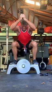 I’ve been having fun playing with Eccentric and Isometric loading variations lately. I believe these two loading options should be used more in Strength and Conditioning programs to not only give variety but enhance strength and decrease risk of injuries. Anyone else out there using these two valuable and under appreciated Techniques? | Primal Fit Miami Personal Training