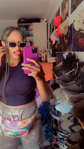 2.4K views · 118 reactions | Ku church mu lova but ku club sumu lova  | Beyonce Munali | Facebook