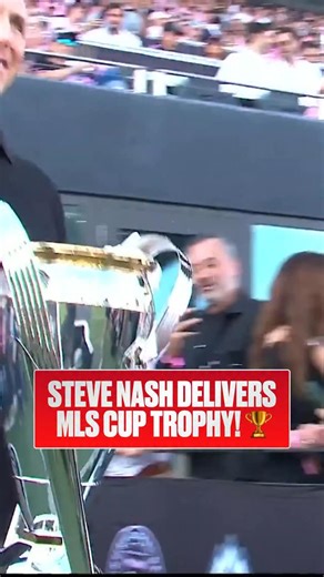 NBA legend and Vancouverite Steve Nash delivers the MLS Cup trophy! 🏆 | TSN