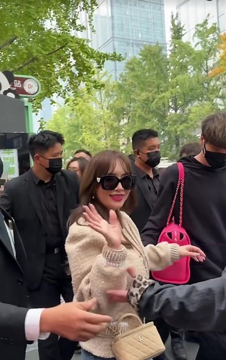 浜崎あゆみ Live Performance in Chengdu Taikoo Li, China 🇨🇳