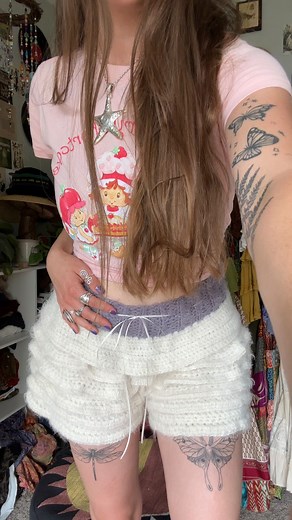 hannah drapinski | crochet bloomers tutorial is up on my youtube 💫🌟🌿 it is truly my mission in life to crochet anything and everything i possibly can 😆... | Instagram