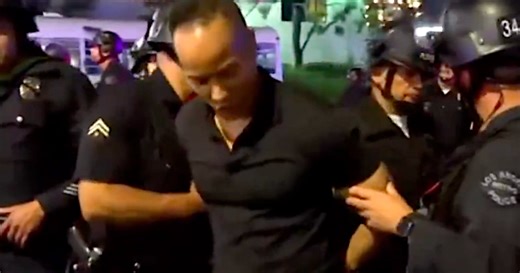 CNN Journalist Reports On Being ‘Detained’ By Police As It Happens