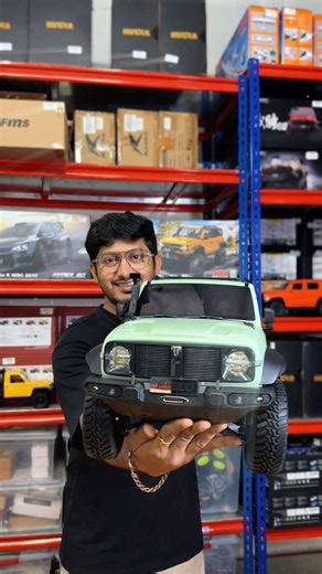 Meet the Traction Hobby Tank 300 RC Car – a premium 1/7 scale off-road crawler