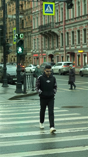 Akash Katiyar on Instagram: "🇷🇺 Exploring Saint Petersburg — every street tells a story, every view feels iconic ❄️🏛️ Hoodie - @skullta.in #SaintPetersburg #RussiaTravel #ExploreRussia #TravelVibes #CityExploration"