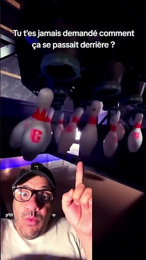 how a bowling alley works