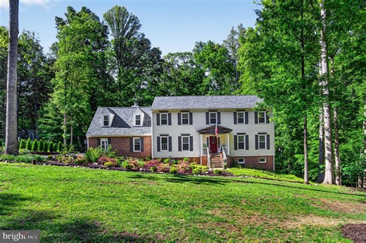 10424 Hampton Rd, Fairfax Station, VA 22039 - MLS VAFX2311320 - Coldwell Banker