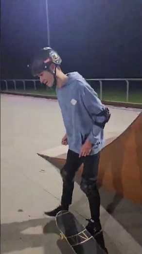 how to do backflip on a skateboard #skater#skatepark#tutorial #skateboard #skate4 #perte #backflip