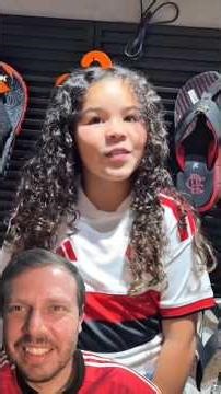 Vasco da Gama fan mother fulfills promise and gives Flamengo jersey to her daughter #flamengo #me...