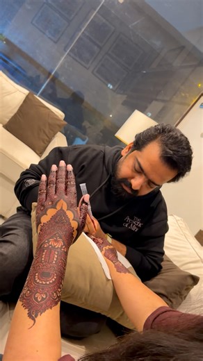 Uk Clint service 7 star hotel behria town #hassanmehndiexpert #mehndi #mehndidesign