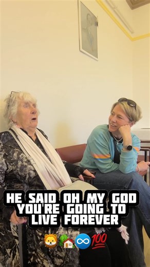 Fairfield House on Instagram: "Sarah, who was born in the late 1930s, shook hands with HIM Emperor Haile Selassie I when she was an infant, and has never forgotten about it! 🫱🏿‍🫲🏼👑 Sarah, who grew up in the local neighborhood to Fairfield House, in Newbridge, Bath, visited @houseofhismajesty 🦁🏡 with her daughter Ticki last year for a historical guided tour and afterward shared her memories with interviewers Ras Benji + Sistah Danielle for the Testimonies project. Sarah's memories of His I