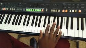 How to play Sifa zako zavuma by pitson on kenyan Chords - ChordU