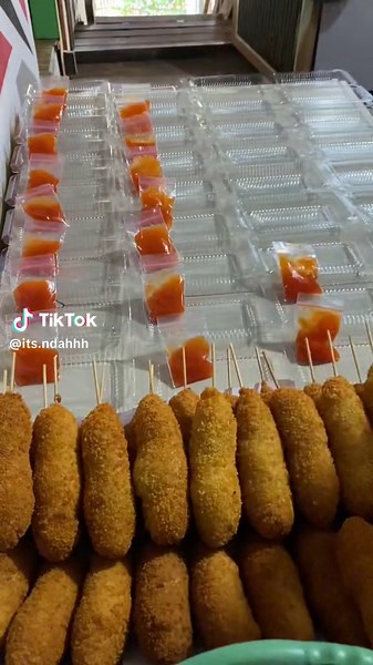 MasyaAllahhh… corndog.mo jadi cemilan buka puasa santrii 🤩🤤 — Thecorndog.mo — 📍Teteaji - Sidrap (Rumah Tahfidz Annur Putri) /bisa dikurirkan untuk daerah sidrap/ #corndogmozarella #corndogsosis #jualancorndog #jajanansidrap #sidrapsulawesiselatan