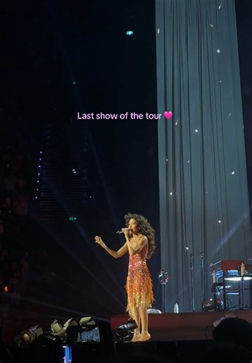 Olivia Dean's Last Show of the Tour in Brisbane: Was It the Best Night?