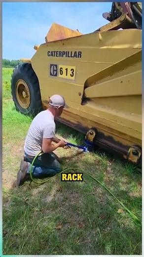 The World's Fastest Way to Change a Vehicle's Tire #genius
