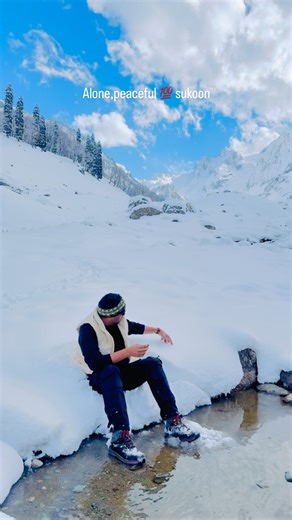 Manoj on Instagram: "Alone,peaceful 💯 sukoon… . . . #sol_venture #iphone #manojmeena #solventure #kashmir"