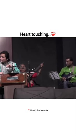 GAURAV THAKUR on Instagram: "Beauty of Harmonium..😍"