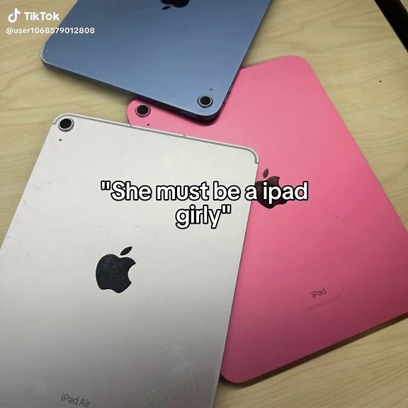 Samsung Tablet Trends: Cool Girls & Their Devices