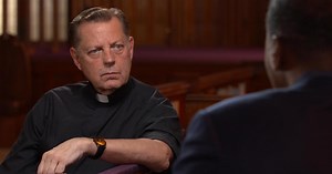 Chicago priest goes after killers
