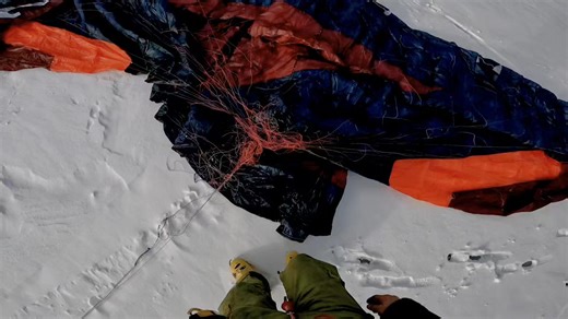 So here's that rat's next from earlier. As usual, it always looks worse than it actually is . | Hardwater Kiting