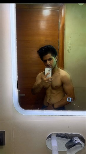 Let them watch💪🏼 #shortsviral #trendingsong #motivation