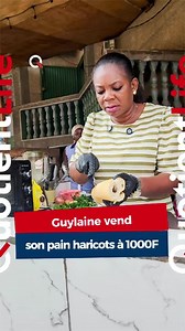 Guylaine vend du pain haricots à Douala depuis 5 ans