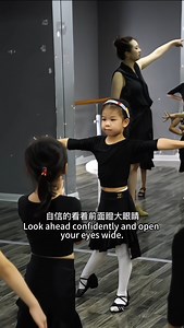 "Where dance lessons meet standing ovations! 👏 This teacher doesn't just teach moves - she builds superstars! 🌟 Tag someone who needs this energy! 👇"("当舞蹈课遇见全场起立鼓掌！👏 这位老师不只教动作——她培养超级明星！🌟 艾特需要这种能量的人！👇")#拉丁舞 #latin #funnyvideos #激情 #passionate #funny #搞笑 #萌娃 | 大王老师 Dawang Teacher