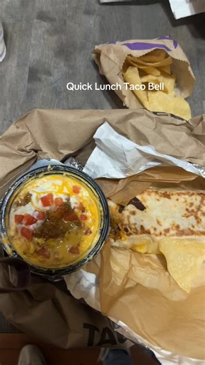 Delicious Quick Lunch Ideas from Taco Bell