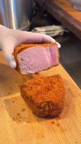 極厚カツ丼の魅力 | 丸七のリブロース