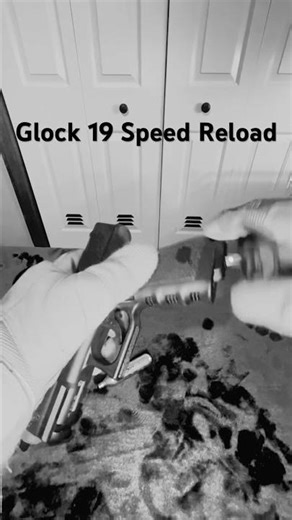Crazy Fast Glock Reload! #airsoft #airsoftcqb #viral #rap #army #rapper #remix #steakwad