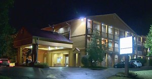 2 Sought In Motel Robbery Near Nashville Airport