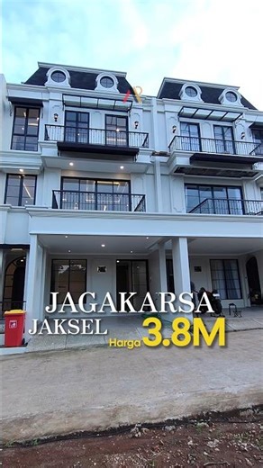 4-Story Luxury House on Jagakarsa Main Street, South Jakarta